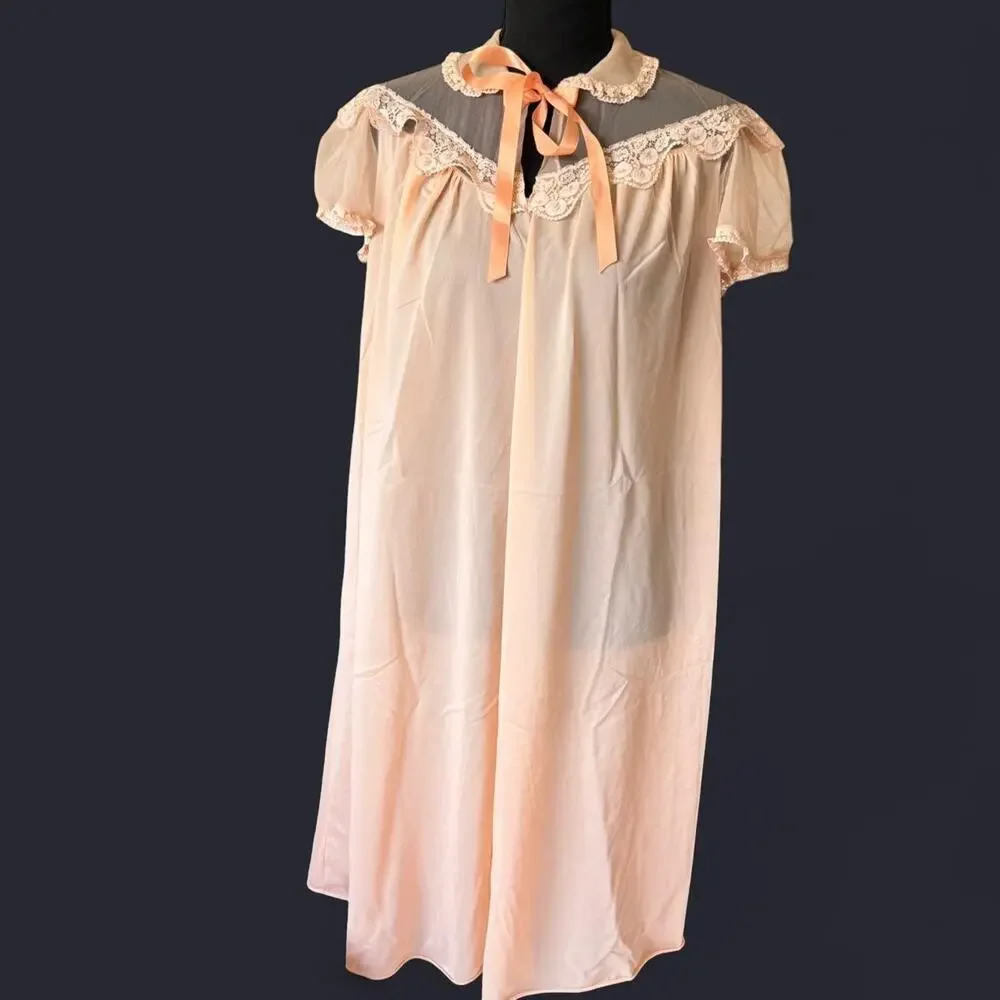 Vintage 60s peachy coral satin night robe house coat sz‎ m cottagecore romantic
